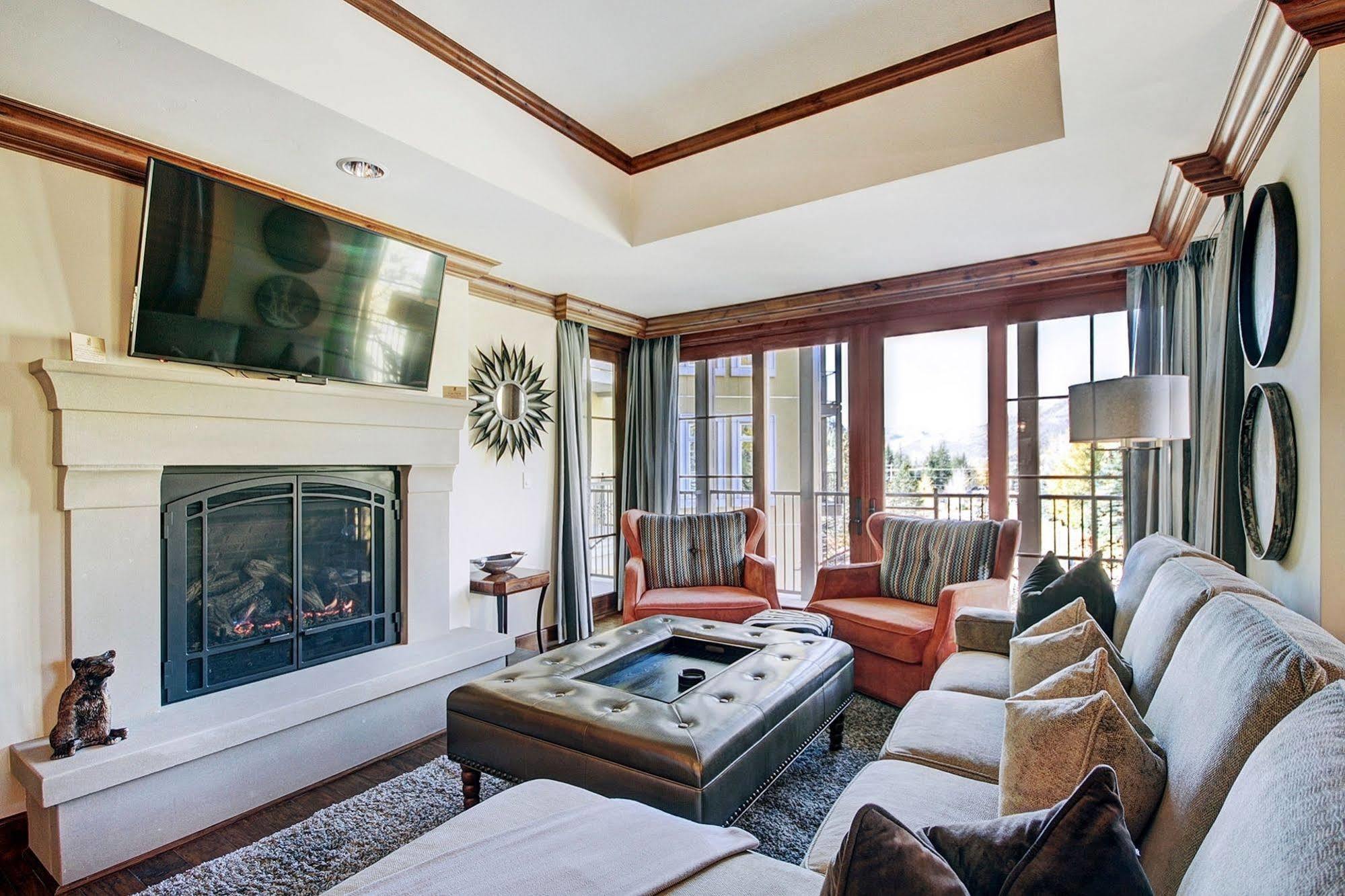 Legendary Lodging At The Ritz Vail Dış mekan fotoğraf