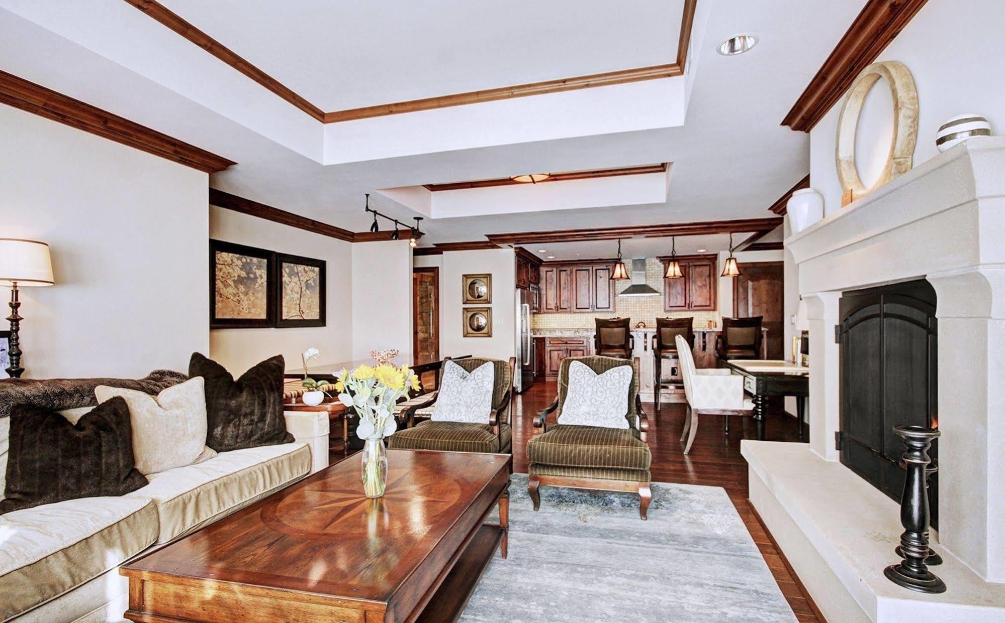 Legendary Lodging At The Ritz Vail Dış mekan fotoğraf